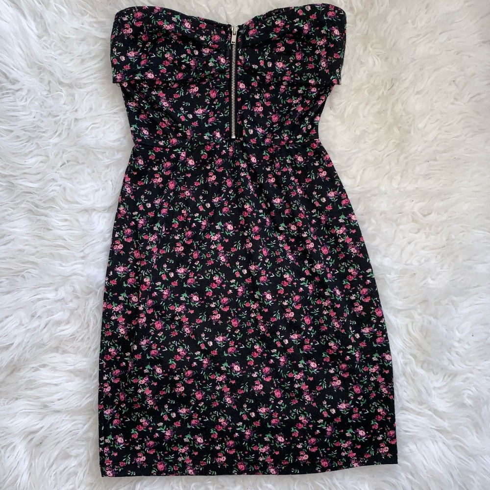 Floral print strapless dress with zipper